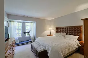 209 Crestwood Ct, Fishkill, NY 12524 - Photo 14