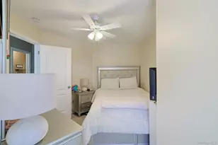 209 Crestwood Ct, Fishkill, NY 12524 - Photo 18