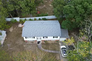 1 Revlon Ct, Holtsville, NY 11742 - Photo 4