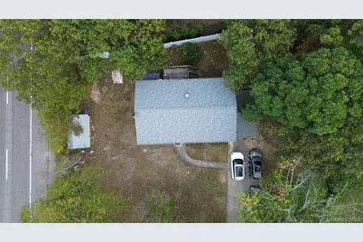 1 Revlon Court, Holtsville, NY 11742 - Photo 6