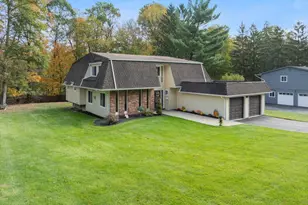 107 Tennyson Dr, Nanuet, NY 10954 - Photo 2