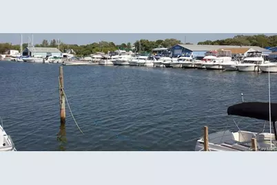 28 Midship Lane #7- 28, Patchogue, NY 11772 - Photo 2