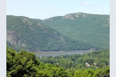 376 Lane Gate Road, Cold Spring, NY 10516 - Photo 2