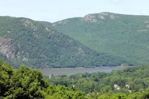 376 Lane Gate Rd, Cold Spring, NY 10516 - Photo 2