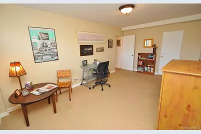 235 Garth Road #C5B, Scarsdale, NY 10583 - Photo 28