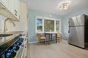 44 Shotgun Ln, Levittown, NY 11756 - Photo 6