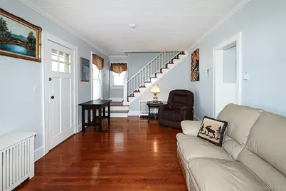 437 Ray Street, Freeport, NY 11520 - Photo 4