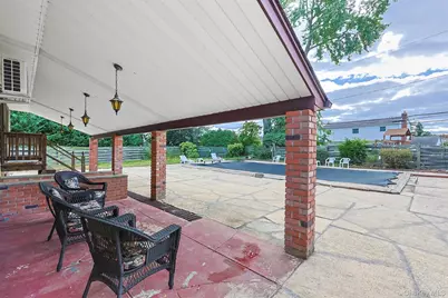 15 Alexander Drive, Syosset, NY 11791 - Photo 14