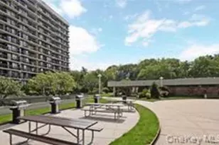 152-18 Union Tpke, Flushing, NY 11367 - Photo 4