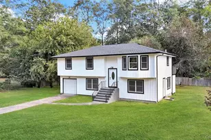 37 Cedar Branch St, Middle Island, NY 11953 - Photo 12