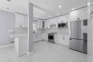 111-32 199th St, Hollis, NY 11412 - Photo 2