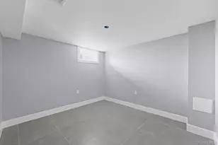 111-32 199th St, Hollis, NY 11412 - Photo 14