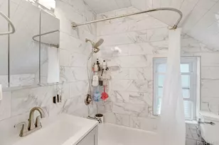 90-41 178th St, Jamaica, NY 11432 - Photo 8