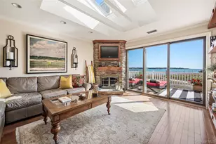 61 W Tiana Rd, Hampton Bays, NY 11946 - Photo 8