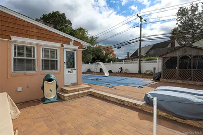 993 Ferngate Drive, Franklin Square, NY 11010 - Photo 26