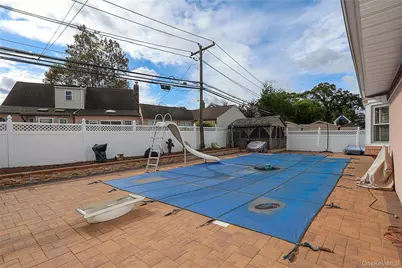 993 Ferngate Drive, Franklin Square, NY 11010 - Photo 30