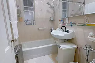 132-51 Avery Ave, Flushing, NY 11355 - Photo 4