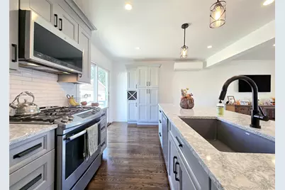 3067 Xavier Court, Oceanside, NY 11572 - Photo 6