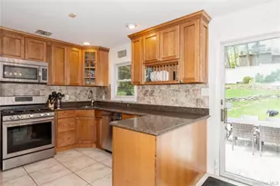 77 Abbott Dr, Huntington, NY 11743 - Photo 8