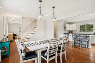 15 Palm St, Lindenhurst, NY 11757 - Photo 4