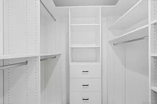 51 Netz Pl, Albertson, NY 11507 - Photo 20