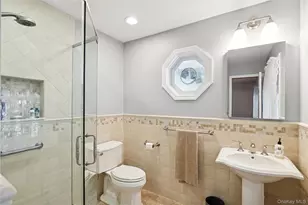 94 Mobrey Ln, Smithtown, NY 11787 - Photo 24