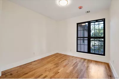 166 Beach 4th Street, Far Rockaway, NY 11691 - Photo 20