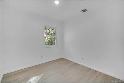 7 Rosedale Road, Sound Beach, NY 11789 - Photo 16