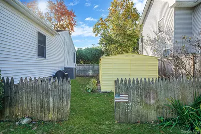 430 14th Street, West Babylon, NY 11704 - Photo 8