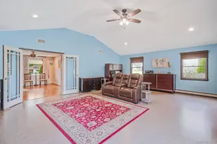 430 14th St, West Babylon, NY 11704 - Photo 18