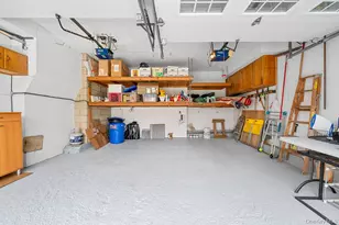 7 Robbins Ln, Great Neck, NY 11020 - Photo 30