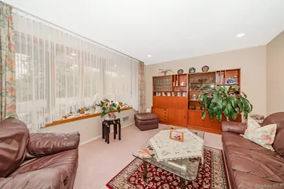 349 Lido Parkway, Lindenhurst, NY 11757 - Photo 4