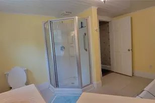 22 Washington Ave, Highland, NY 12528 - Photo 38