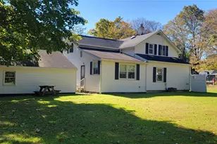 22 Washington Ave, Highland, NY 12528 - Photo 12