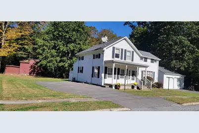 22 Washington Avenue, Highland, NY 12528 - Photo 4