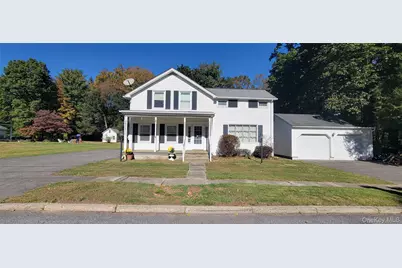 22 Washington Avenue, Highland, NY 12528 - Photo 2