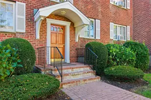 405 W Main St, Huntington, NY 11743 - Photo 4