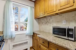 405 W Main St, Huntington, NY 11743 - Photo 10