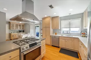 21 Van Orden Ave, Suffern, NY 10901 - Photo 14