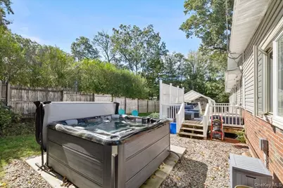 21 Van Orden Avenue, Suffern, NY 10901 - Photo 30