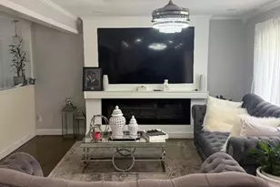 4478 Express Dr S Dr, Ronkonkoma, NY 11779 - Photo 2