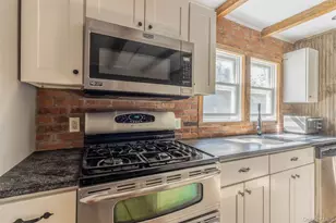 19450 Main Rd, Mattituck, NY 11952 - Photo 4