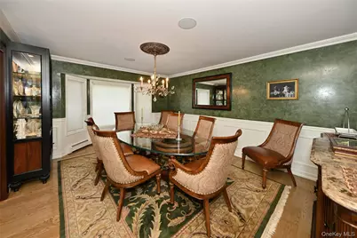 191 Cherry Lane, Airmont, NY 10952 - Photo 12