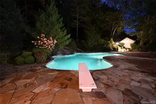 191 Cherry Ln, Airmont, NY 10952 - Photo 44