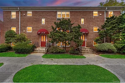 189 Drake Avenue #1B, New Rochelle, NY 10805 - Photo 1