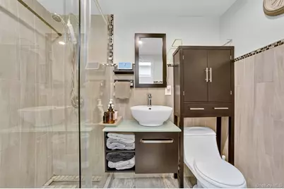 189 Drake Avenue #1B, New Rochelle, NY 10805 - Photo 12