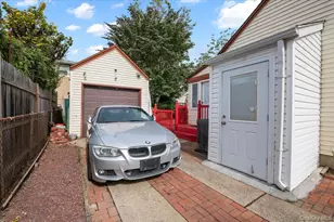 1067 Atlantic Ave, Baldwin, NY 11510 - Photo 24