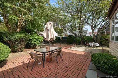 1067 Atlantic Avenue, Baldwin, NY 11510 - Photo 20