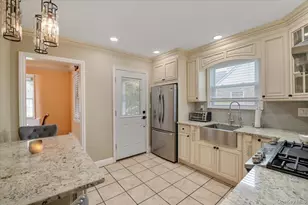 1067 Atlantic Ave, Baldwin, NY 11510 - Photo 8