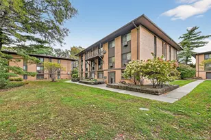 10 Oakwood Terrace, New Windsor, NY 12553 - Photo 2